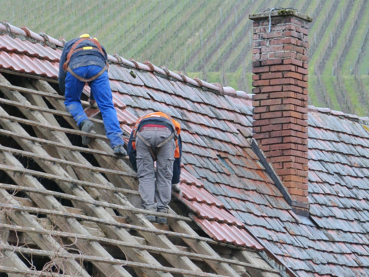 roof-g1b30cf2a1_1280